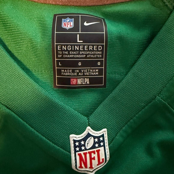 NFL Green Jersey with Logo Patch - Picture 2 of 5